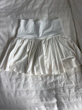 Aritzia Pleated Tennis Skirt
